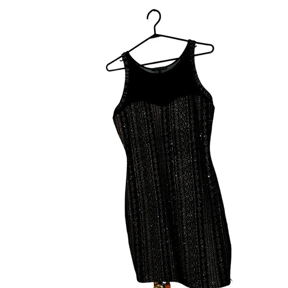 Femme vintage 80s Style sheer shiny detail lace cocktail mini body con dress - Picture 1 of 13